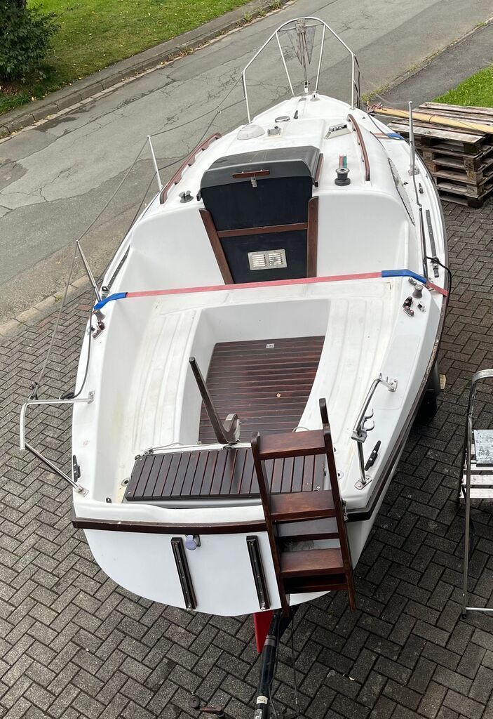 Boot von oben fotografiert
